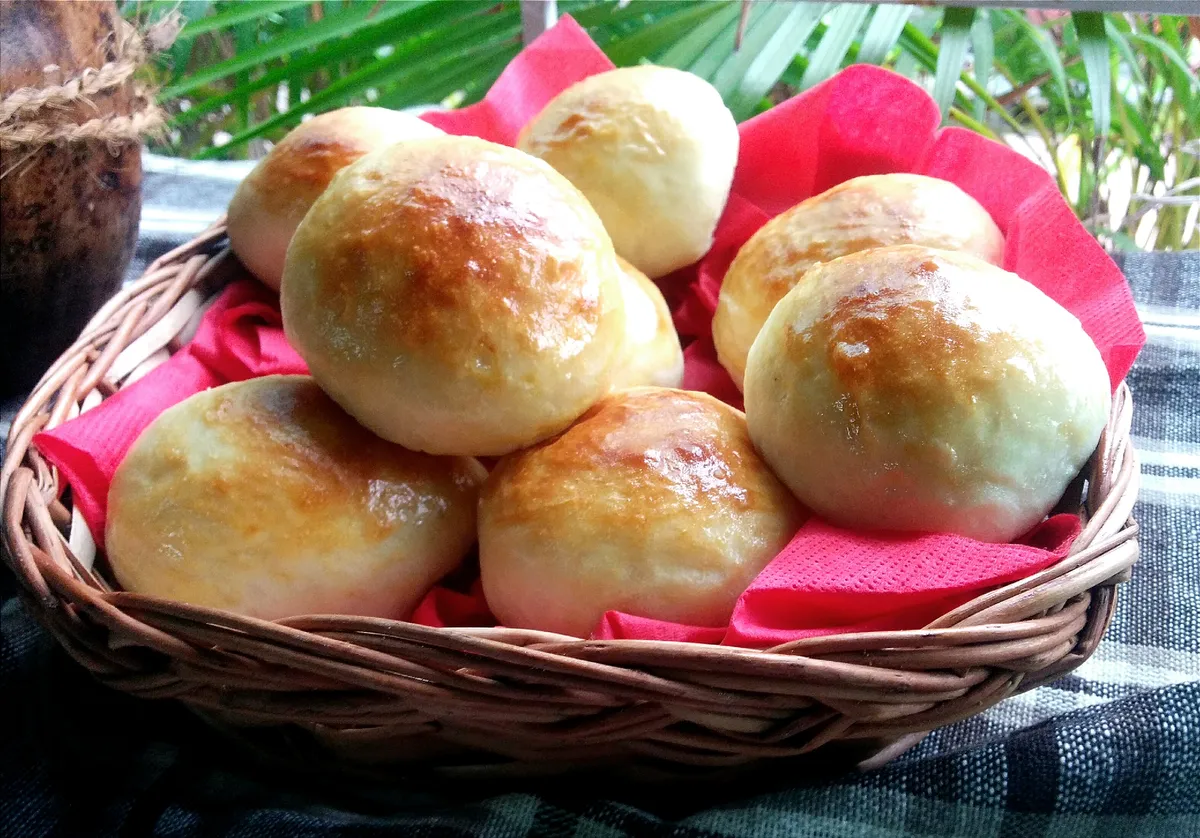 Buns with potato filling