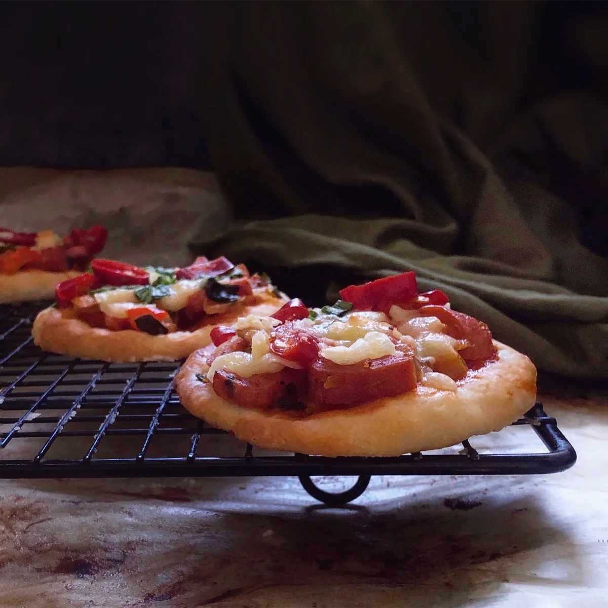 Cocktail Pizza