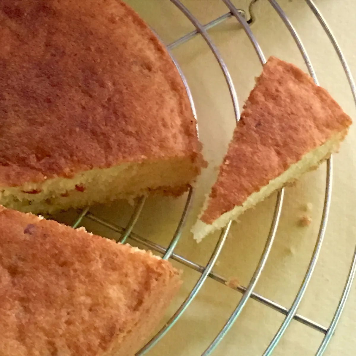Lemon cake flavoured with cream cheese ,dehydrated fruits & chia seeds..