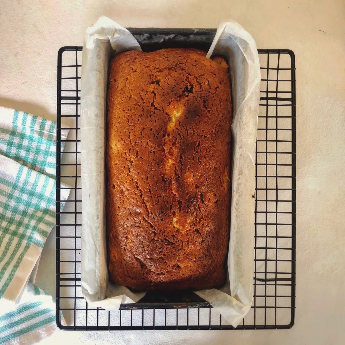 Peanut butter Apple Raisin Cake