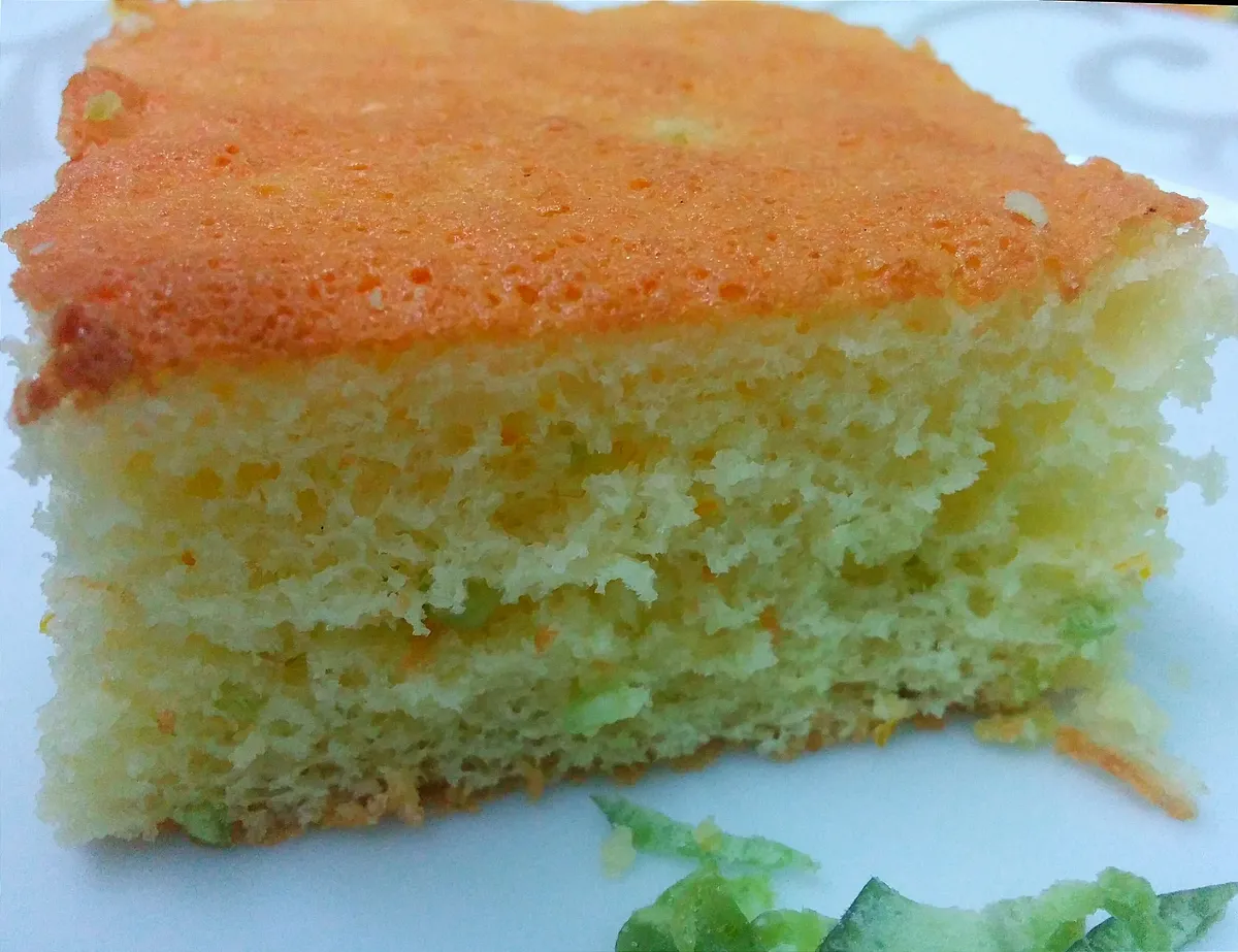 Pomelo orange sponge cake