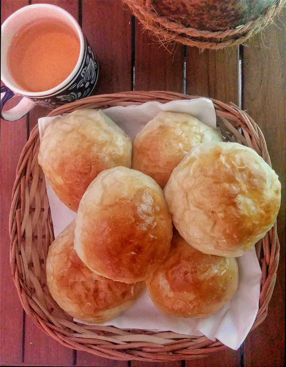 Soft buns with spicy chicken and mushroom filling